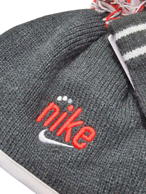 NAN PLAY FOR ALL PEAK BEANIE S BLACK & RED