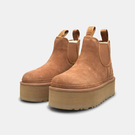 UGG Neumel Platform Chelsea 
1134526-CHE