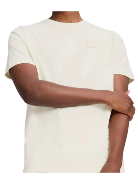 T-Shirt + Shorts Uomo Ess Elevated Cream
684726 99