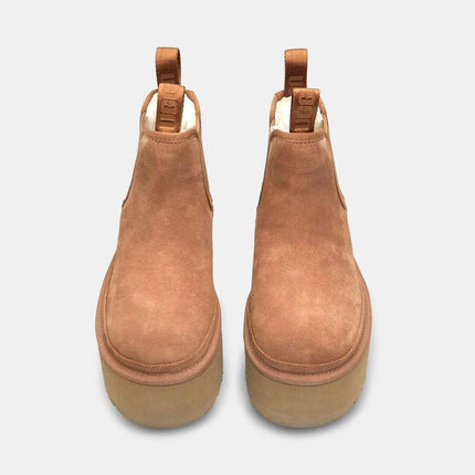 UGG Neumel Platform Chelsea 
1134526-CHE
