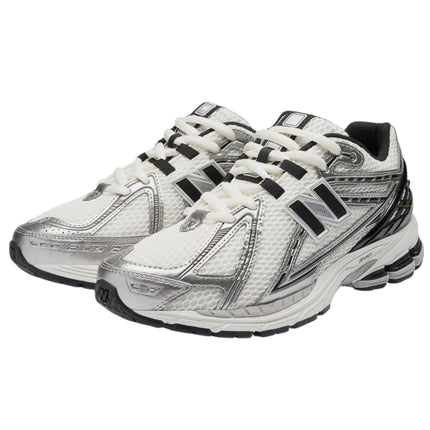New Balance 1906 White/Black & Silver
M1906RER