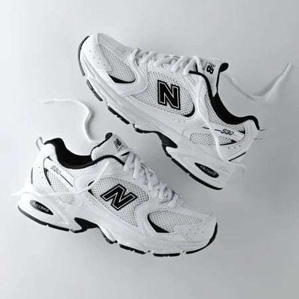 NEW BALANCE WHITE/BLACK