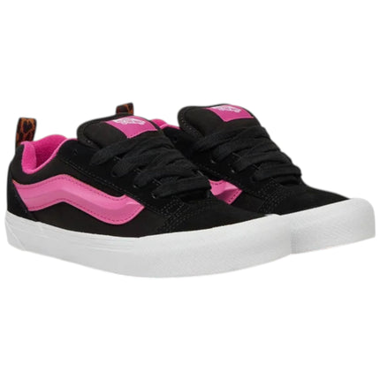 VANS Knu Skool Black & Fucsia
VN000D2TBML1