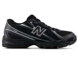 NEW BALANCE 740 BLACK