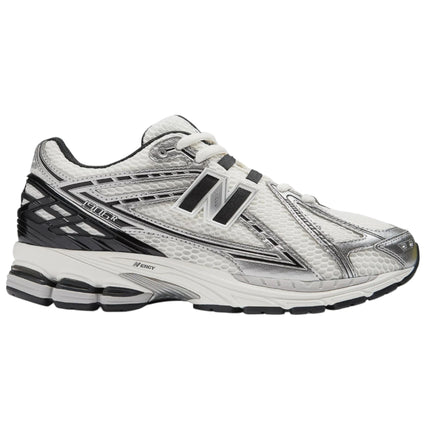 New Balance 1906 White/Black & Silver
M1906RER