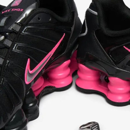 W Nike Shox TL Metallic Silver-Hyper Pink
IQ0273 045
